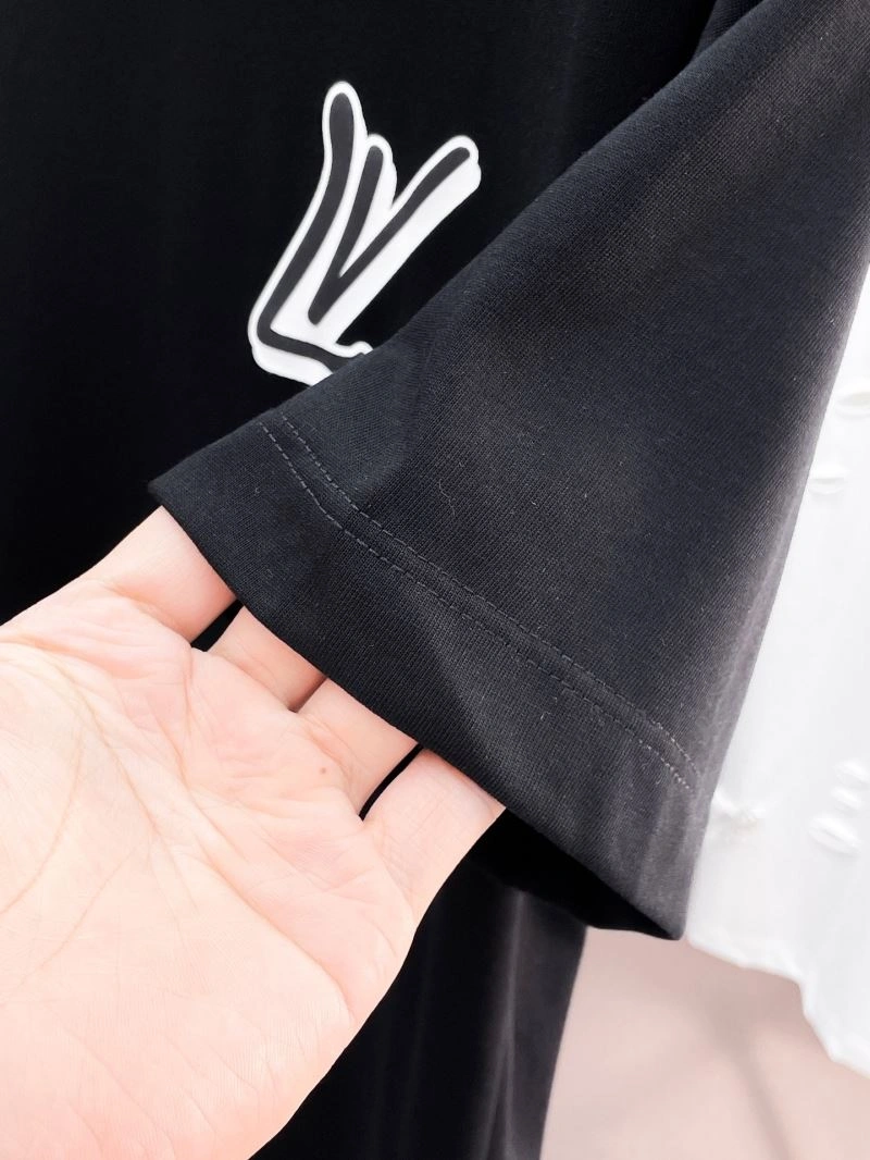 SoftTouch Louis Vuitton T-Shirts 137025