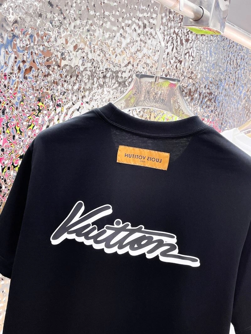 SoftTouch Louis Vuitton T-Shirts 137025