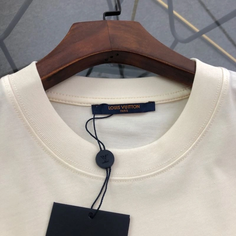 Louis Vuitton T-Shirts Colorful 137031