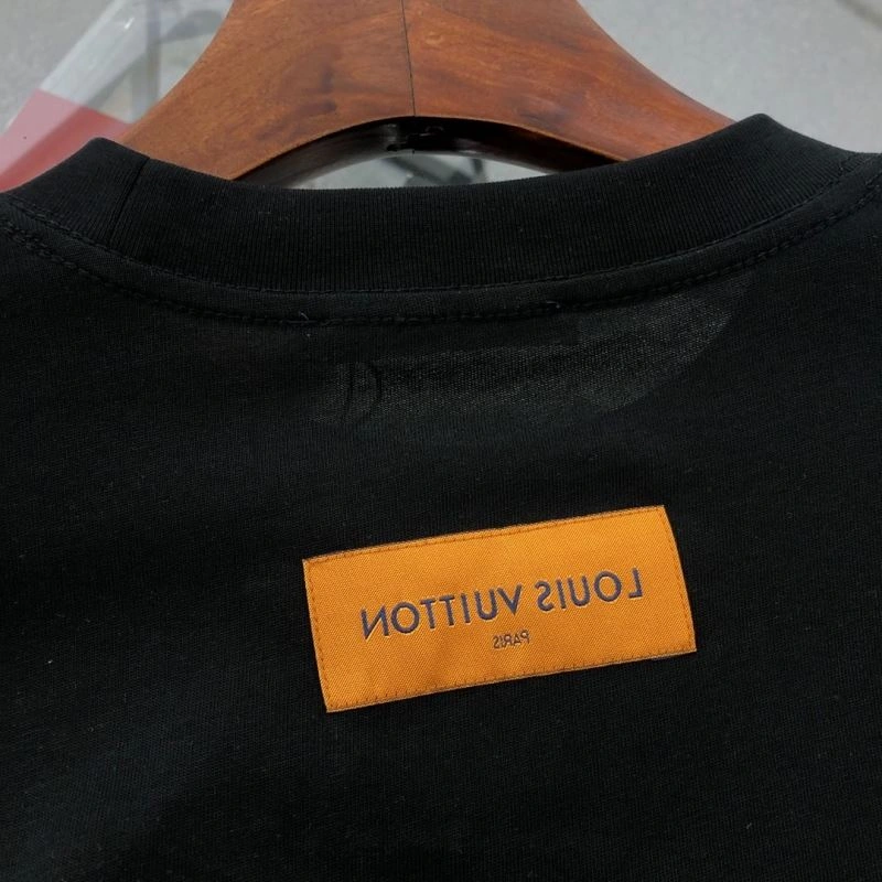 Louis Vuitton T-Shirts TechFriendly 137035