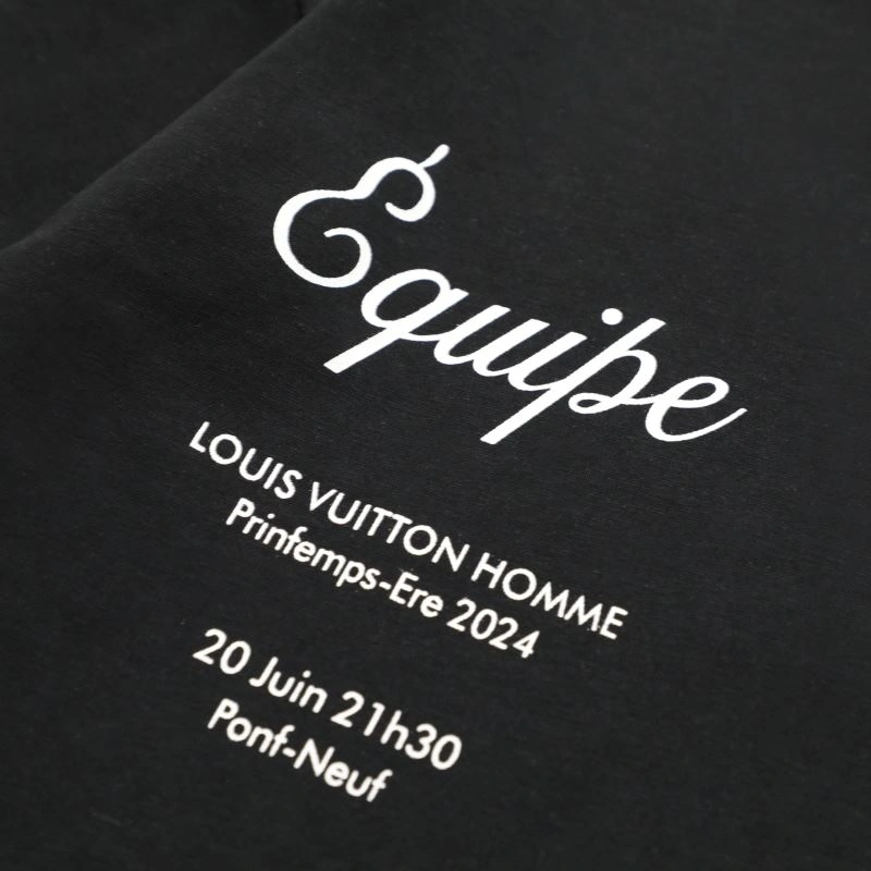 Louis Vuitton T-Shirts Modern 137050