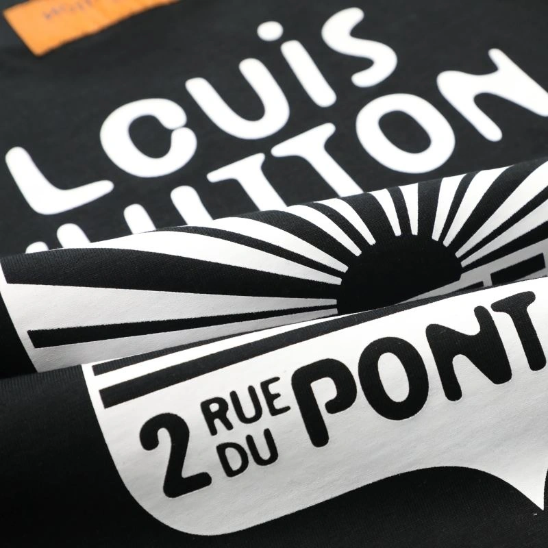 Louis Vuitton T-Shirts Modern 137050