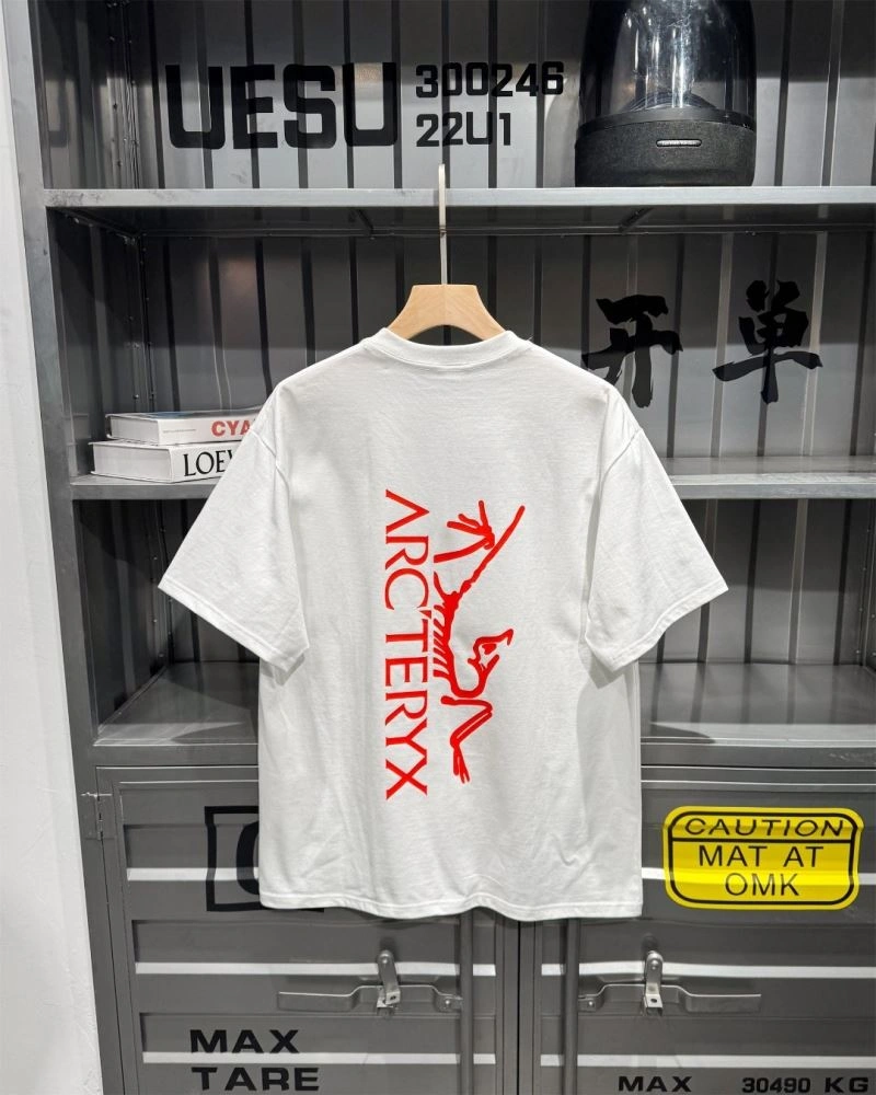 Louis Vuitton T-Shirts Sporty 137041