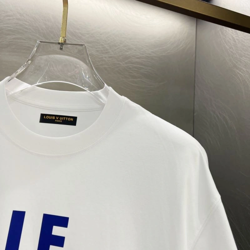 Fashionable Louis Vuitton T-Shirts 137034