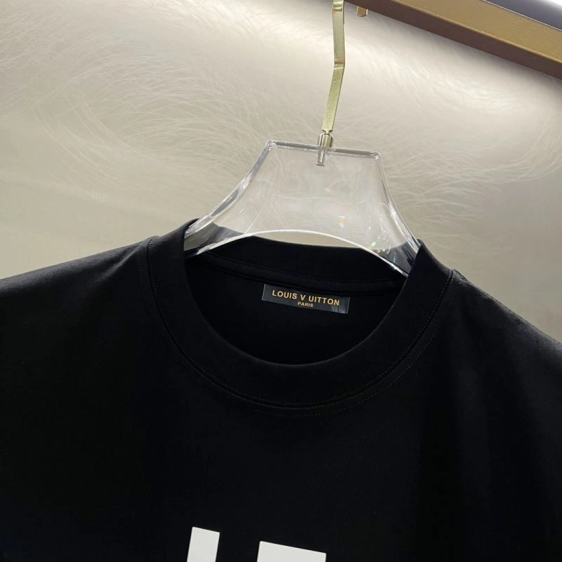 SmoothTexture Louis Vuitton T-Shirts 137042
