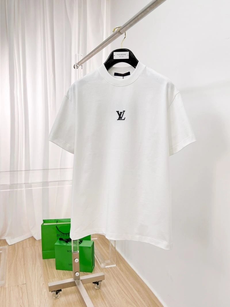 Louis Vuitton T-Shirts Breathable 137040