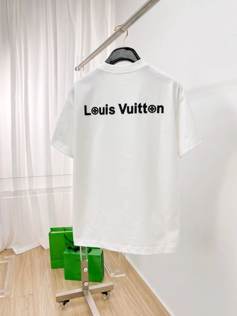 Louis Vuitton T-Shirts Breathable 137040