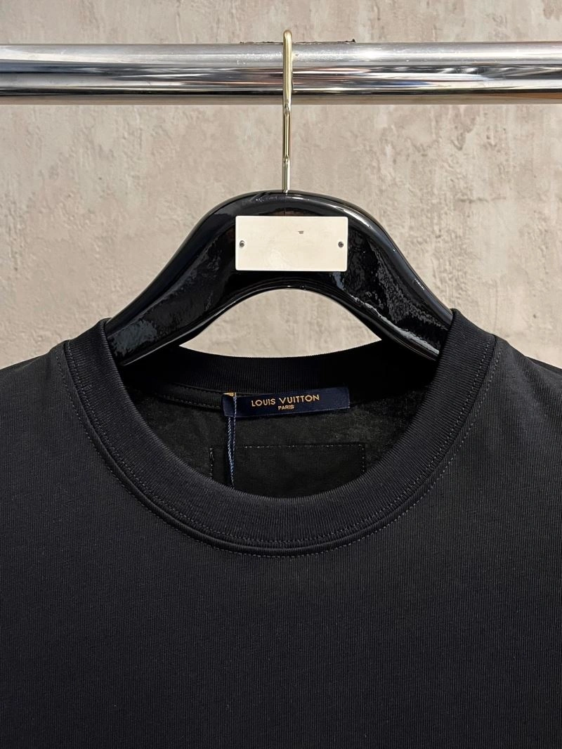 OdorResistant Louis Vuitton T-Shirts 137047