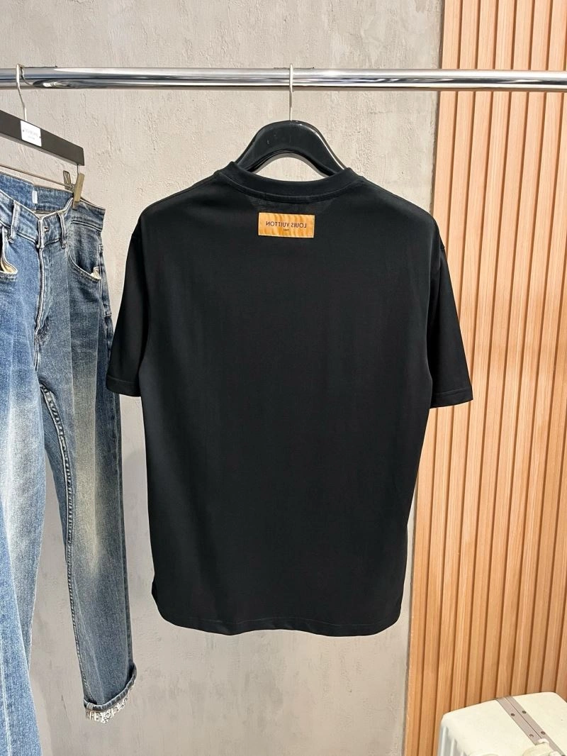 OdorResistant Louis Vuitton T-Shirts 137047