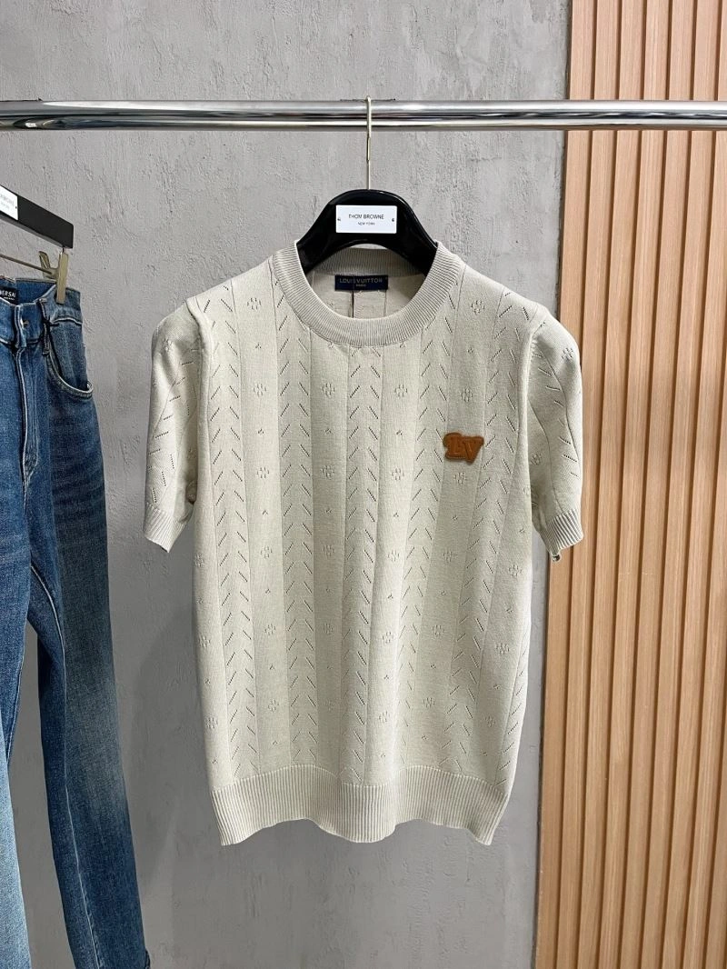 Louis Vuitton T-Shirts UrbanChic 137036