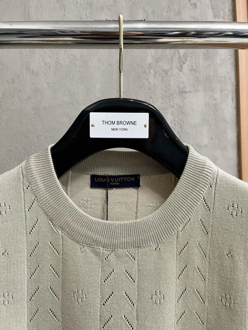 Louis Vuitton T-Shirts UrbanChic 137036