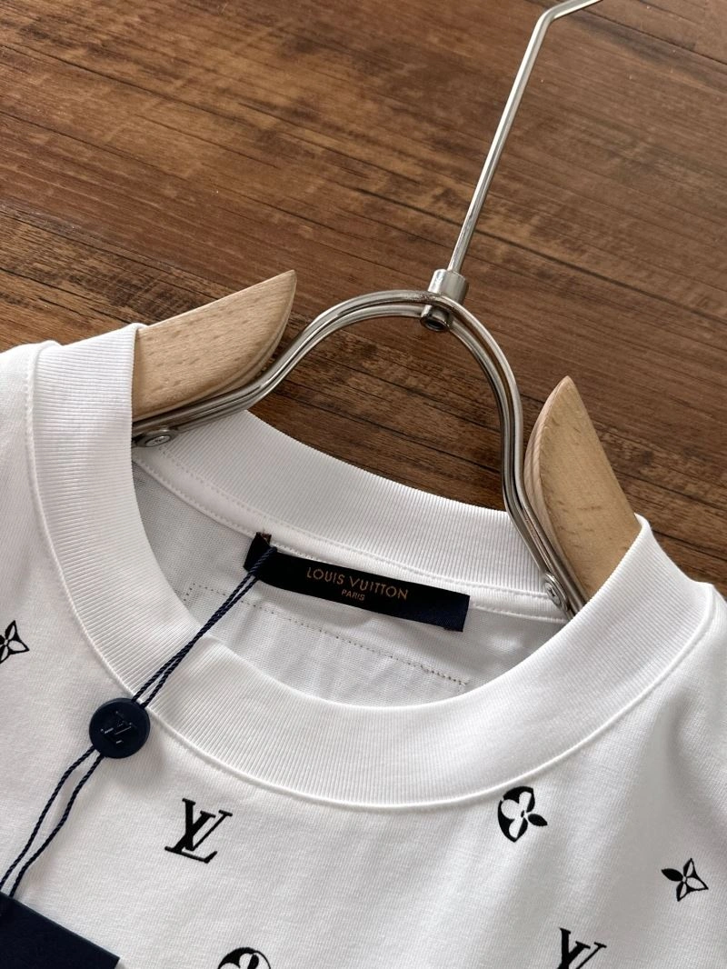 Louis Vuitton T-Shirts EasyCare 137021