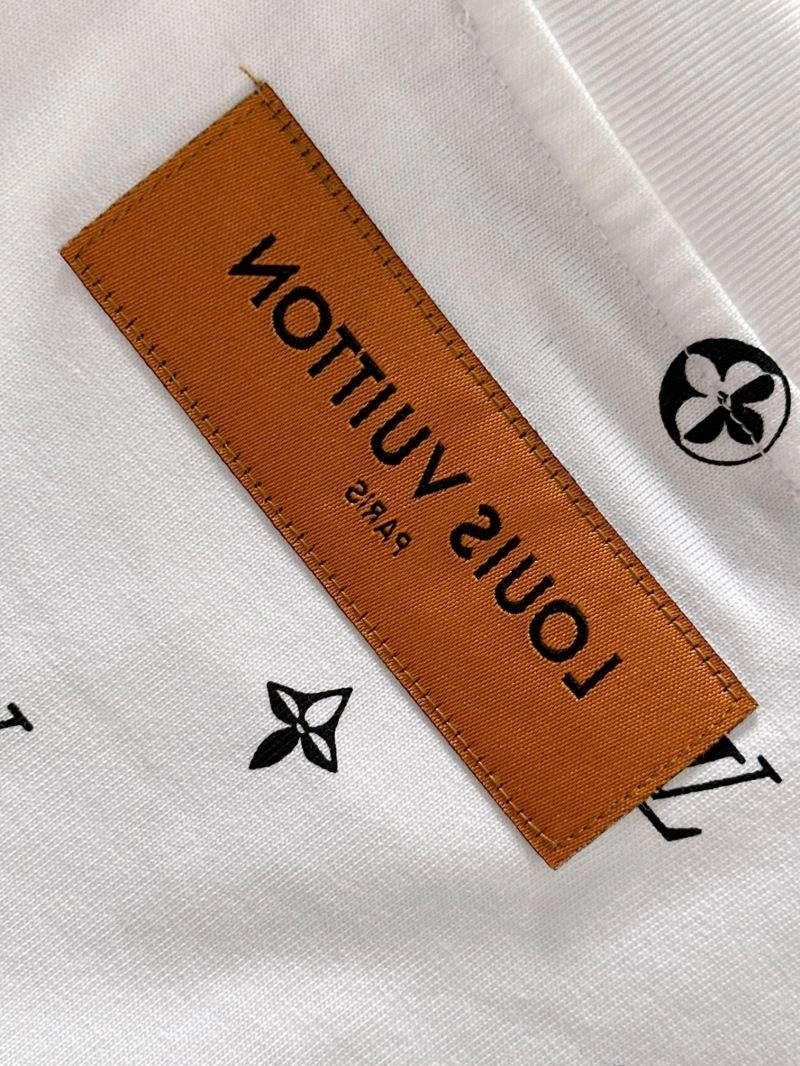 Louis Vuitton T-Shirts EasyCare 137021
