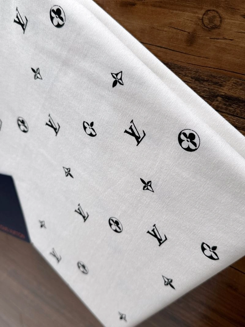 Louis Vuitton T-Shirts EasyCare 137021