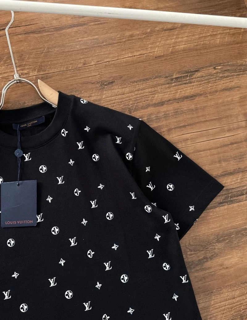 Louis Vuitton T-Shirts Bright 137015