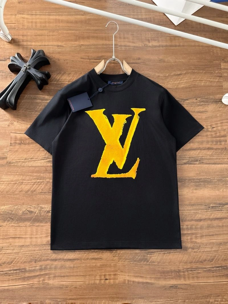 Louis Vuitton T-Shirts Affordable 137018