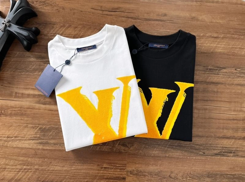 Louis Vuitton T-Shirts Affordable 137018
