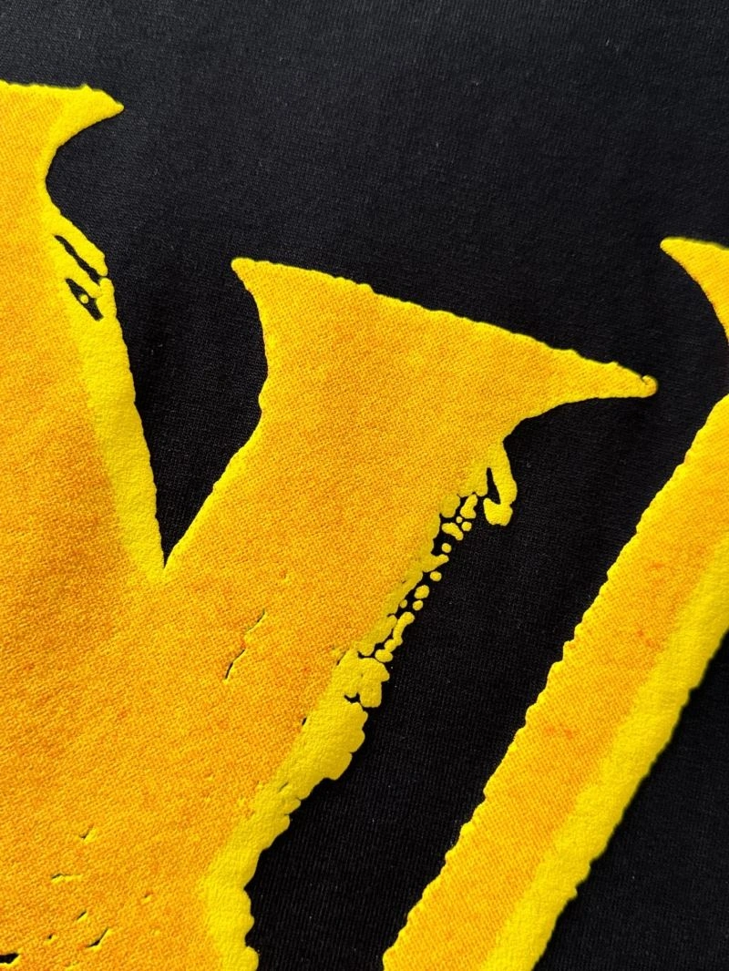 Louis Vuitton T-Shirts Affordable 137018