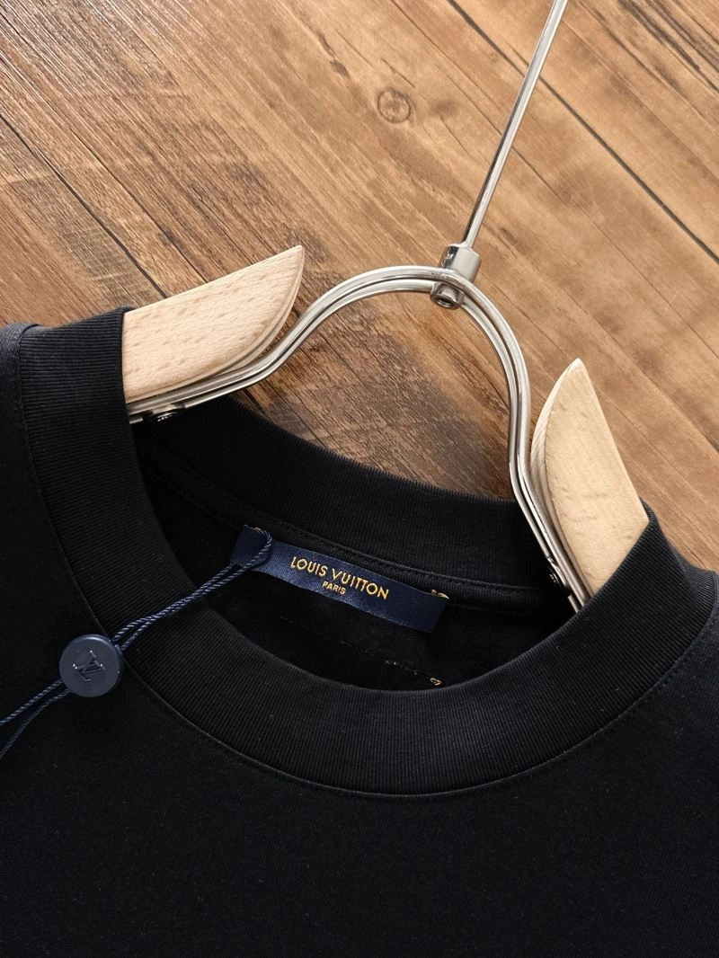 Louis Vuitton T-Shirts Affordable 137018