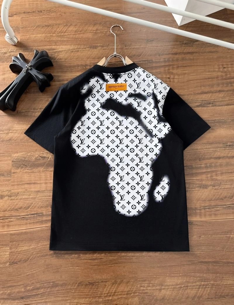 Louis Vuitton T-Shirts Snug 137009