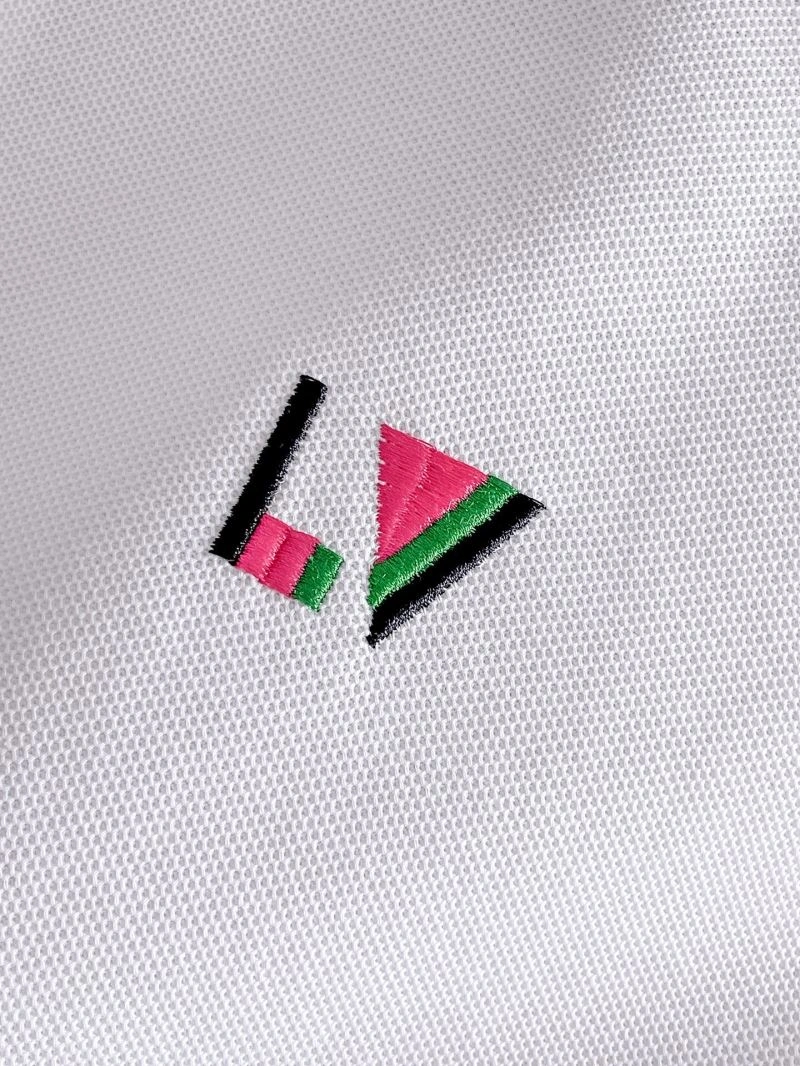 Contemporary Louis Vuitton T-Shirts 136984