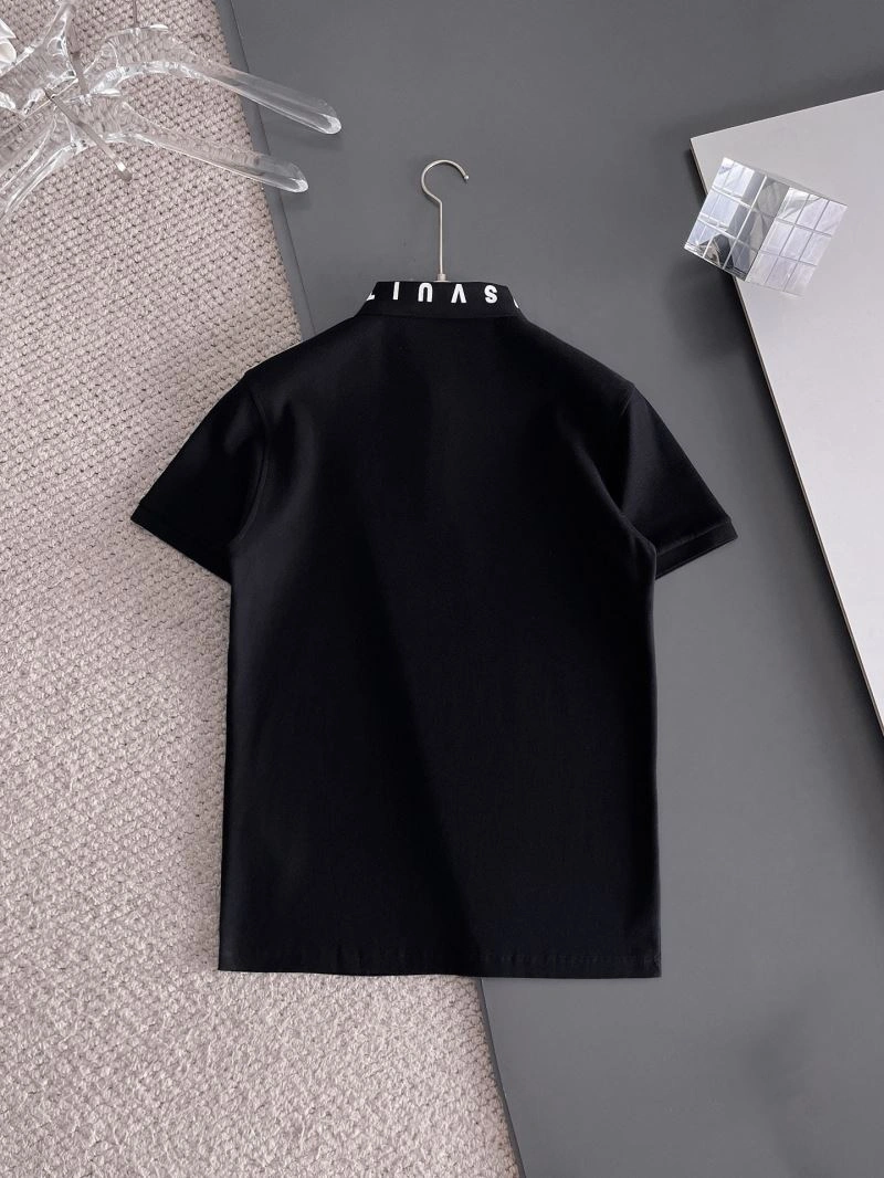 Classic Louis Vuitton T-Shirts 136985