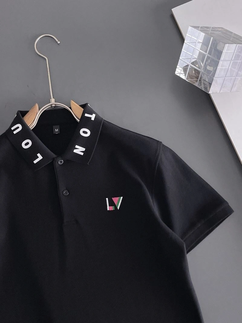 Classic Louis Vuitton T-Shirts 136985