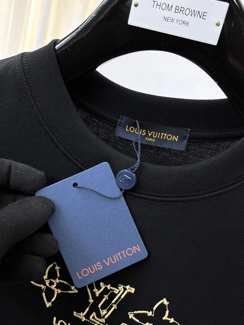 Louis Vuitton T-Shirts EasyCare 136336