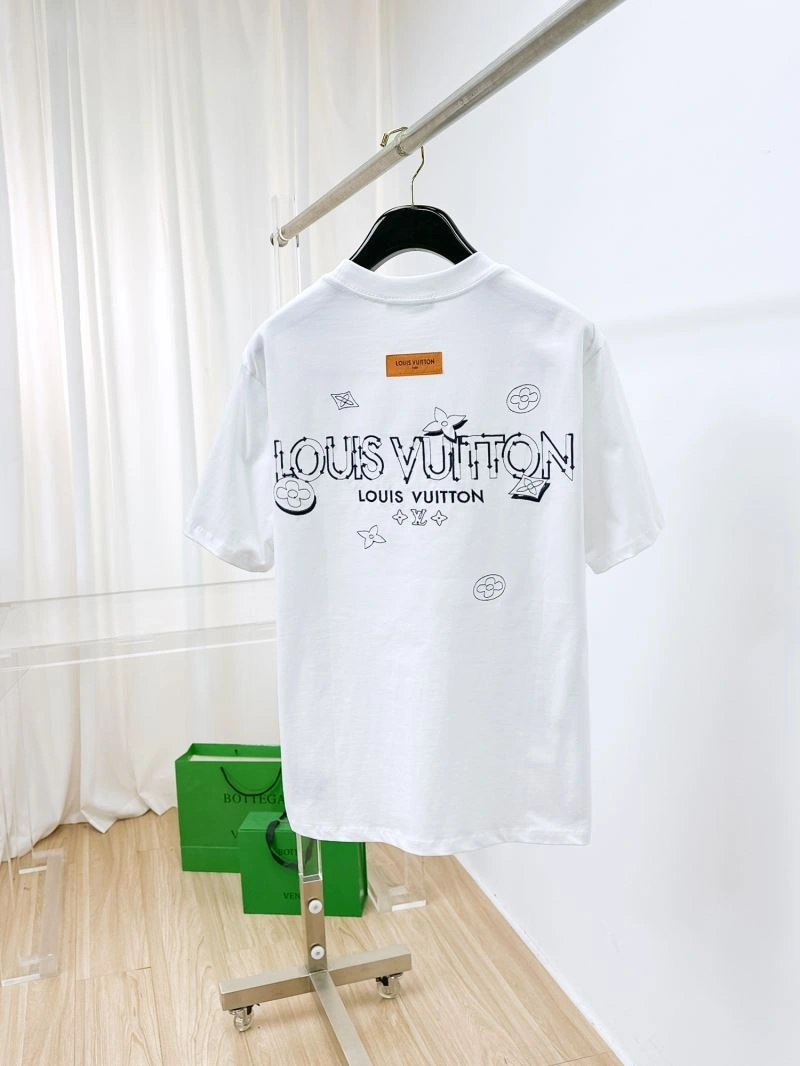 Louis Vuitton T-Shirts Stylish 136331