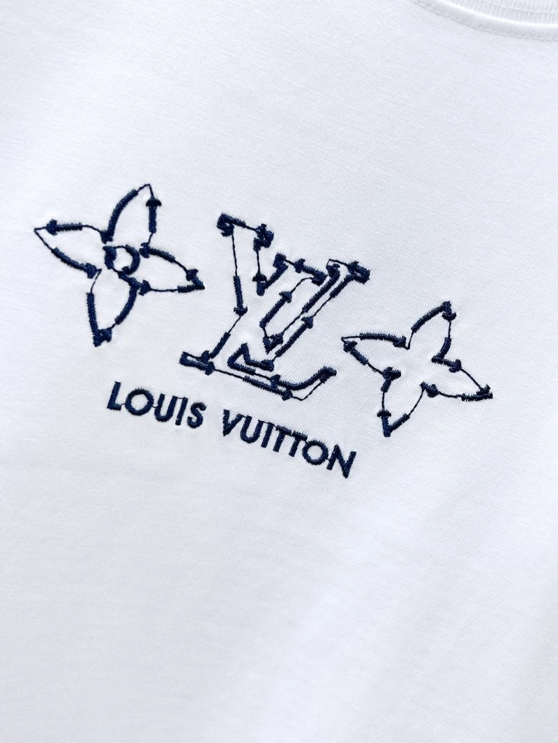 Louis Vuitton T-Shirts Stylish 136331