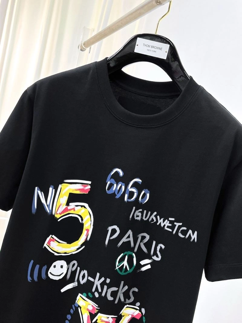 Classic Louis Vuitton T-Shirts 136332