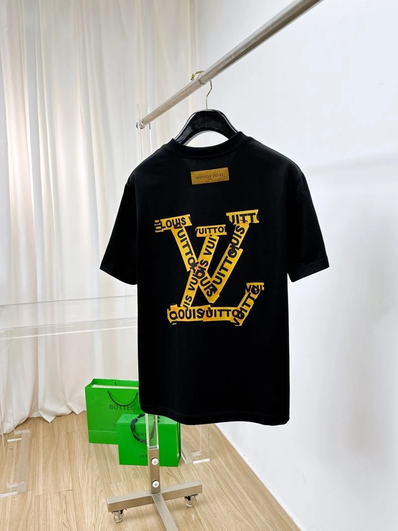 Louis Vuitton T-Shirts GoodFit 136328