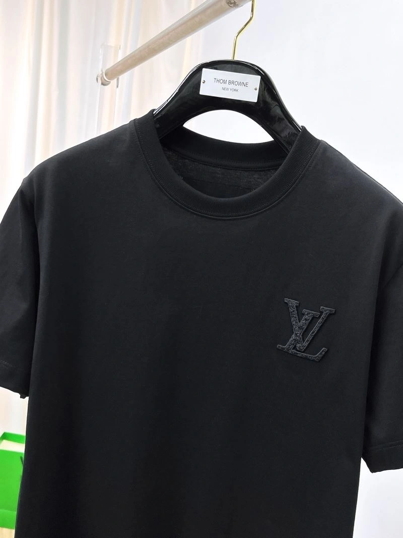 Louis Vuitton T-Shirts Upgraded 136343