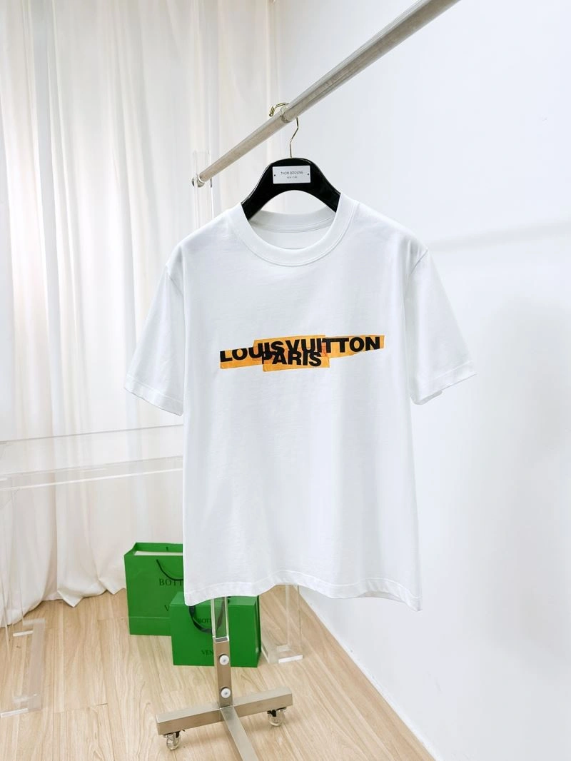 Louis Vuitton T-Shirts Flexible 136326