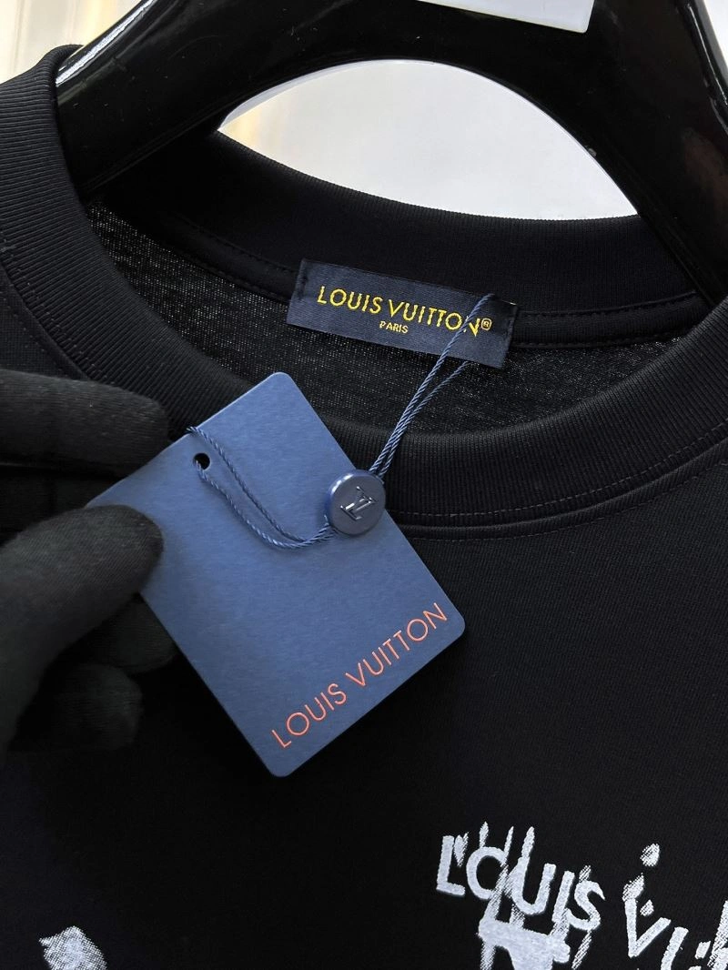 SportInspired Louis Vuitton T-Shirts 136324