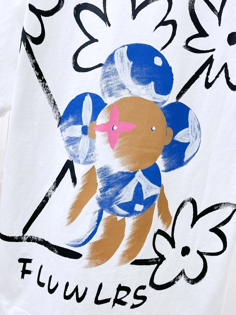 Tailored Louis Vuitton T-Shirts 136316