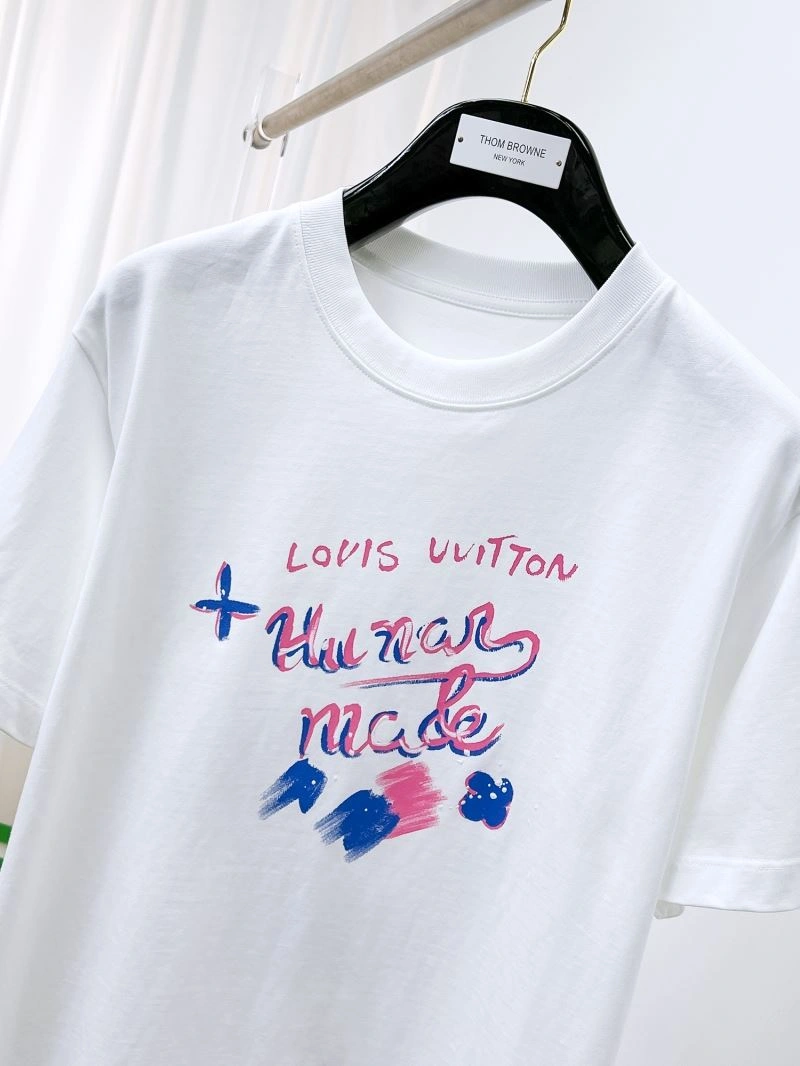 Tailored Louis Vuitton T-Shirts 136316