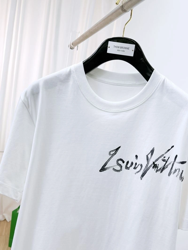 Louis Vuitton T-Shirts Trendy 136290