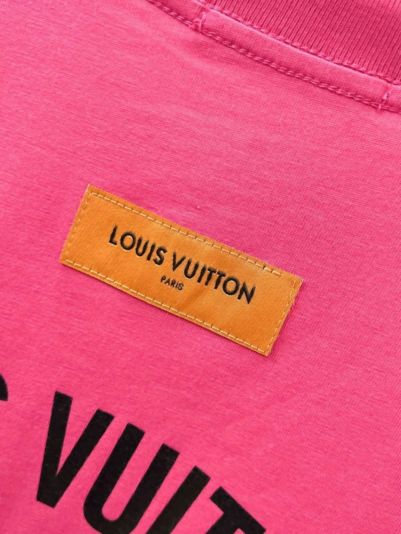 Classic Louis Vuitton T-Shirts 136312