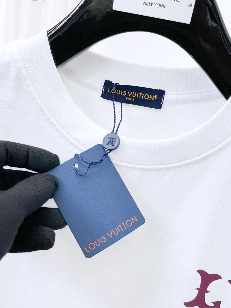 Louis Vuitton T-Shirts Unisex 136303