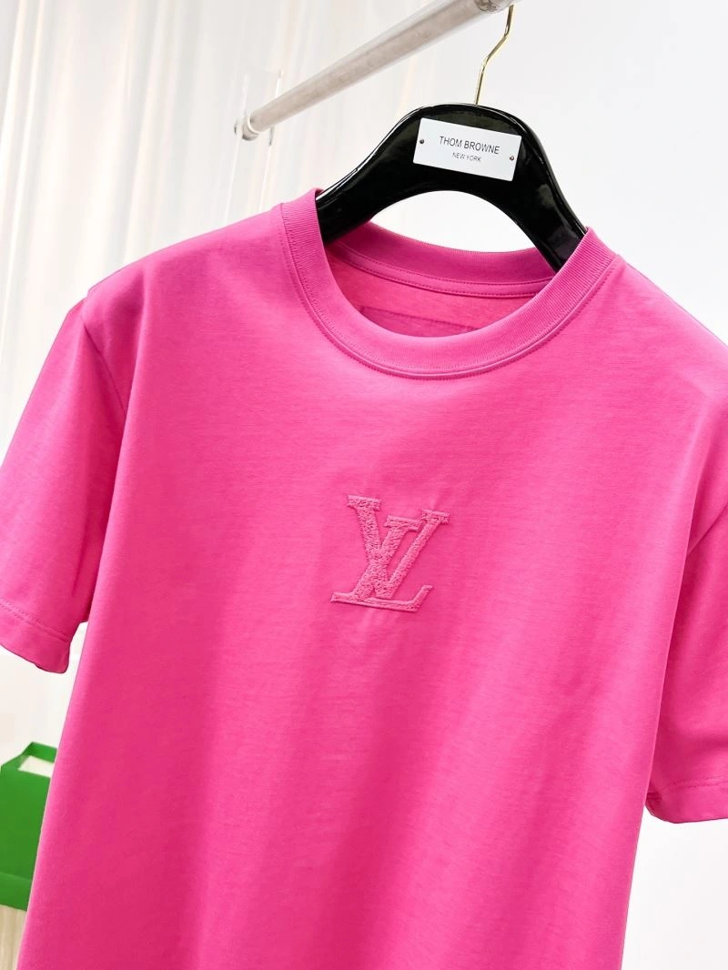 Breathable Louis Vuitton T-Shirts 136298