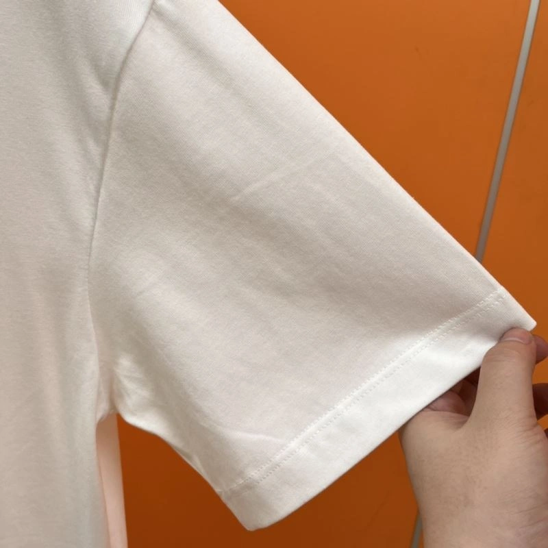 Louis Vuitton T-Shirts Minimalist 136295