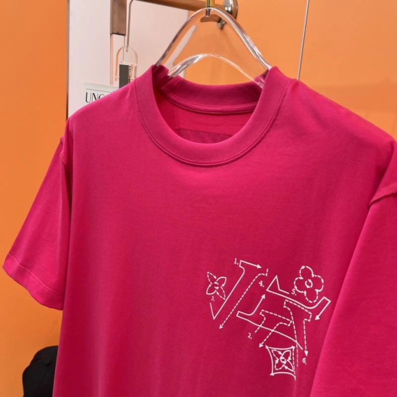MultiPurpose Louis Vuitton T-Shirts 136315