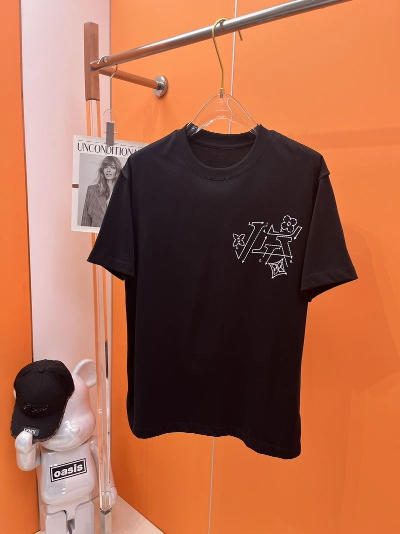 Louis Vuitton T-Shirts Compact 136297