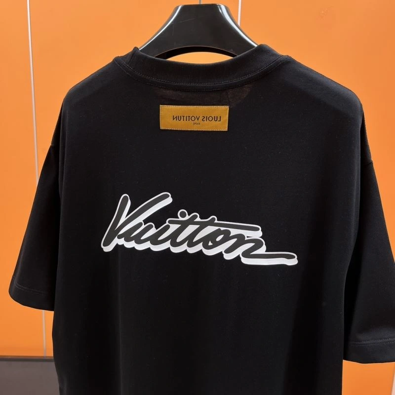 Louis Vuitton T-Shirts ComfortFit 136293