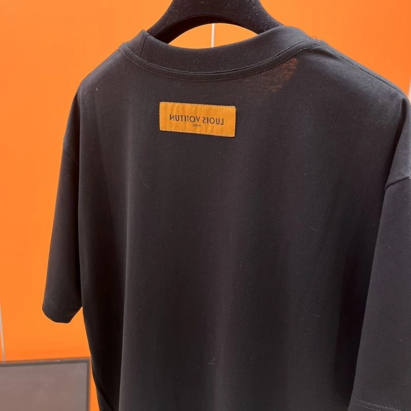 Bright Louis Vuitton T-Shirts 136299