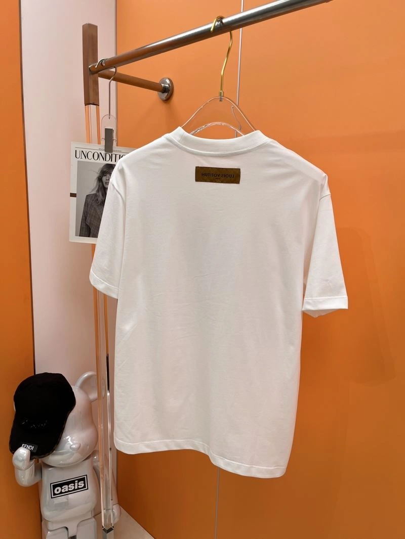 Louis Vuitton T-Shirts Bold 136317