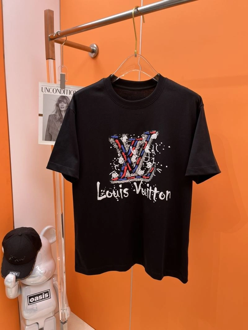 TechFriendly Louis Vuitton T-Shirts 136321