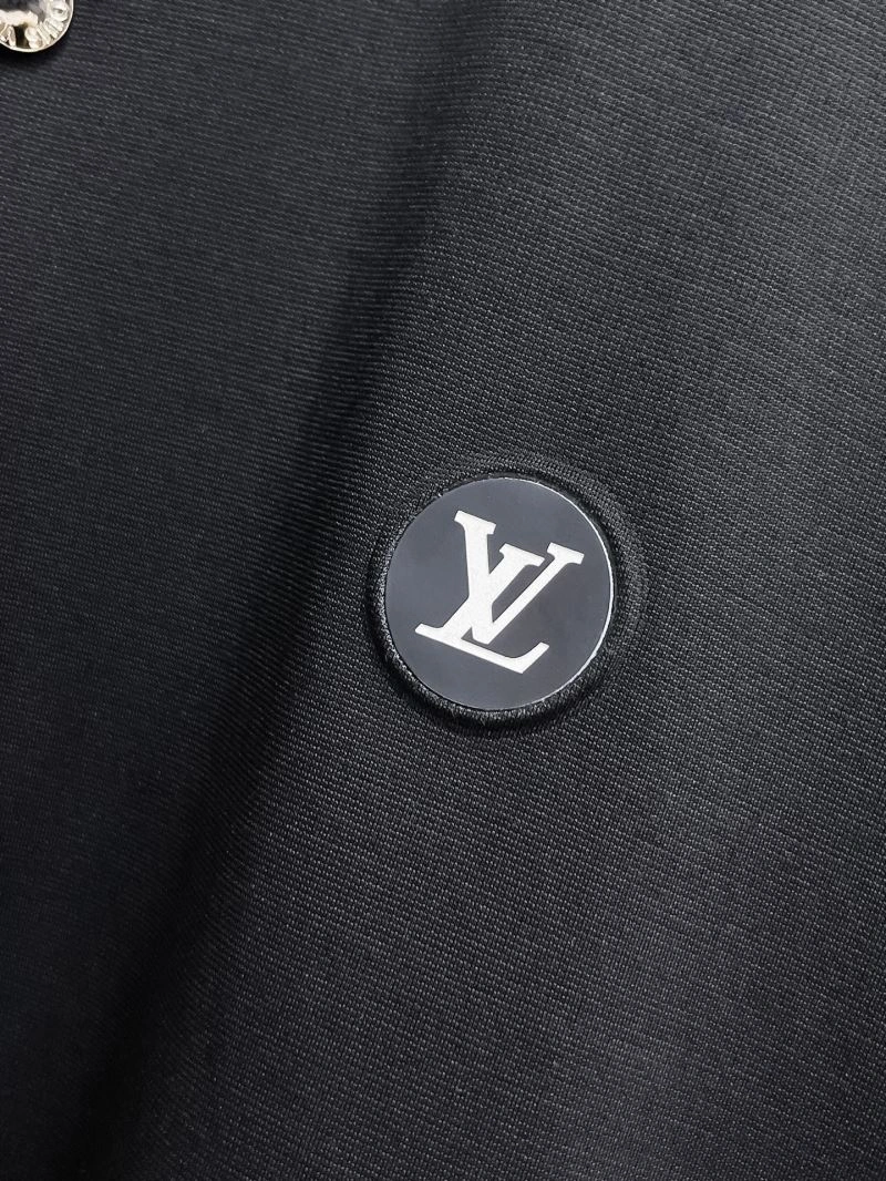 TechFriendly Louis Vuitton T-Shirts 136291