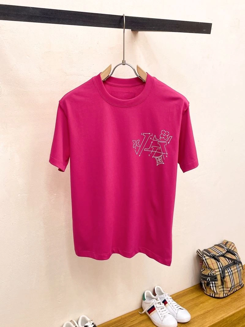 Practical Louis Vuitton T-Shirts 136306